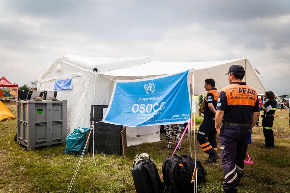 @fire - Internationaler Katastrophenschutz gemeinsam mit SARAID und UNDAC Personal nach dem Erdbeben in Nepal